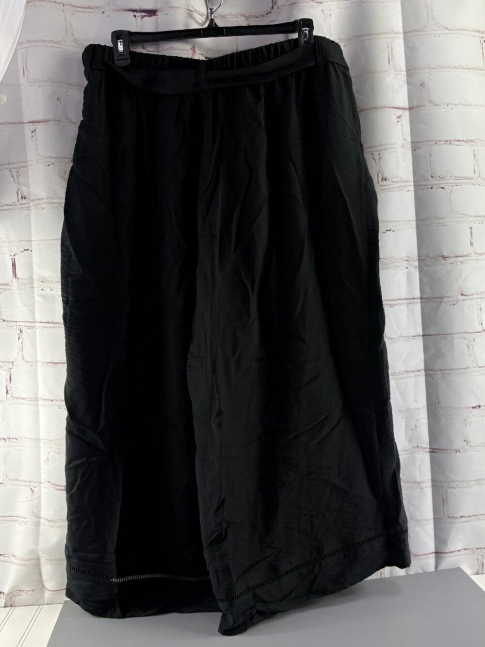 Ava & Viv Black Wide Leg Palazzo Pants w/ Sash Belt & Ladder Stitch 2X NWT - Picture 2 of 5